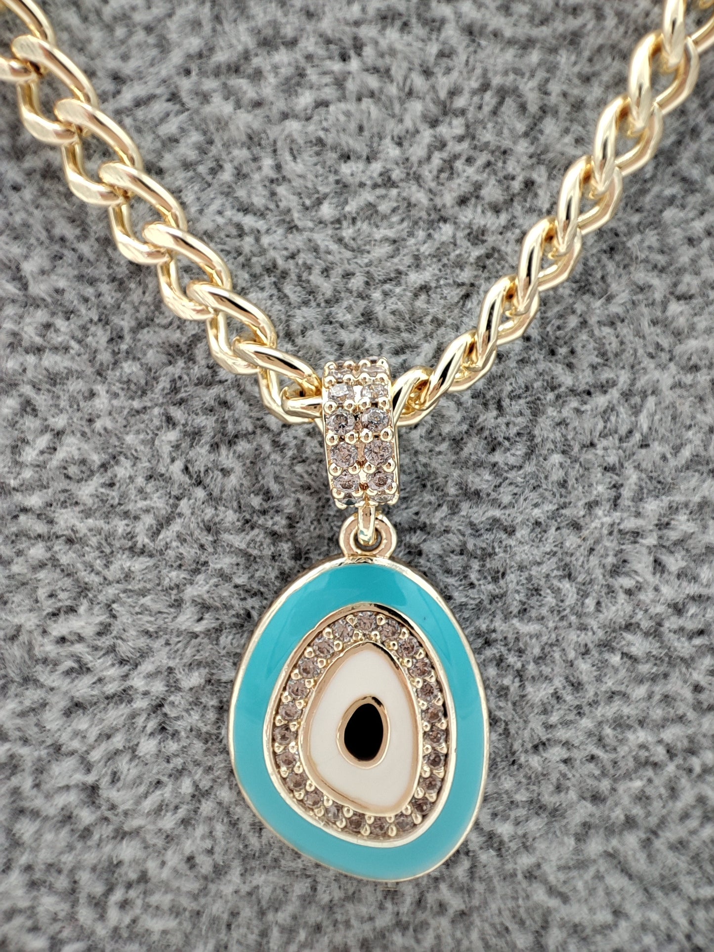 Collar ojo ovalado azul con cristales