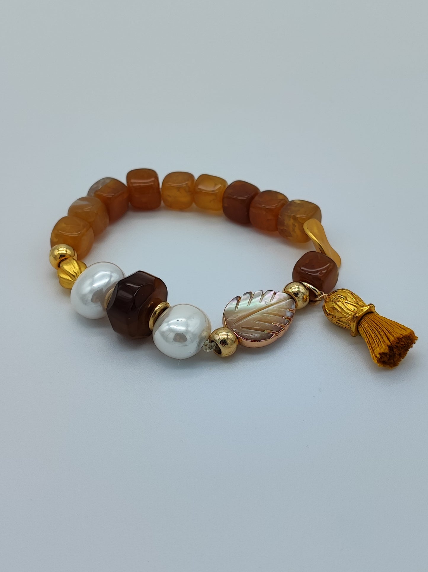 Pulsera piedras y perlas con mecha