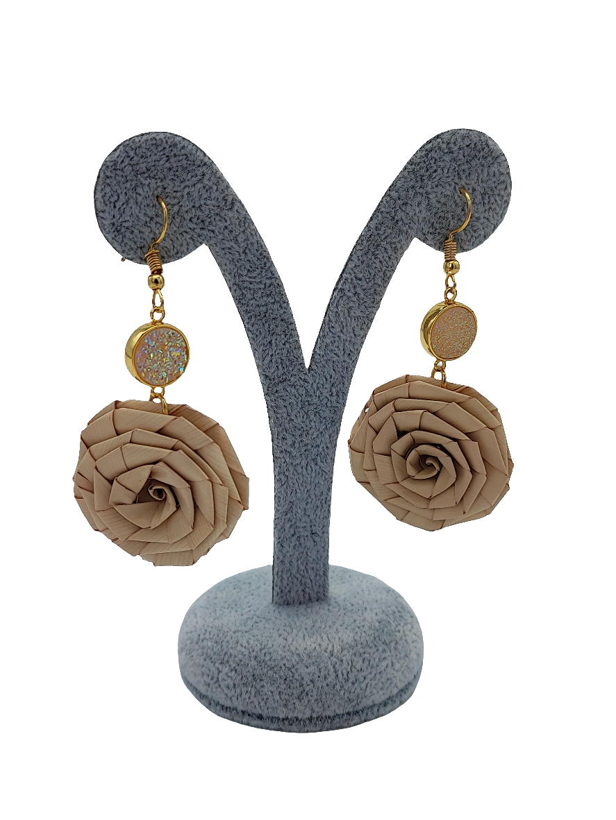 Aretes rosa beige