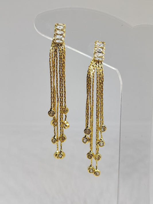 Aretes largos tiras